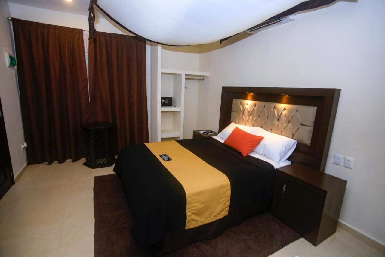 Villas Valentina ปัวร์โตโมเรลอส ภายนอก รูปภาพ