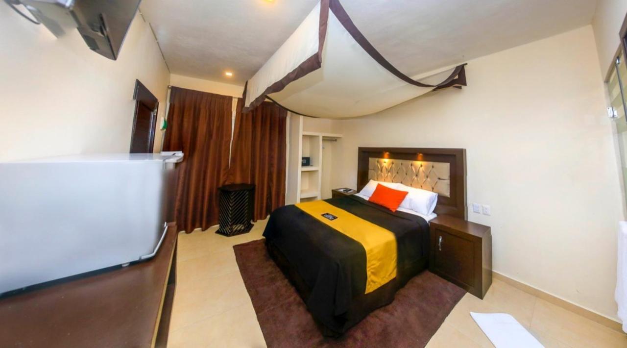 Villas Valentina ปัวร์โตโมเรลอส ภายนอก รูปภาพ
